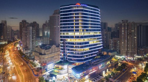 黑马配资 房企化债加速，旭辉百亿境内债重组方案获通过，林中称“站起来”还需三年时间